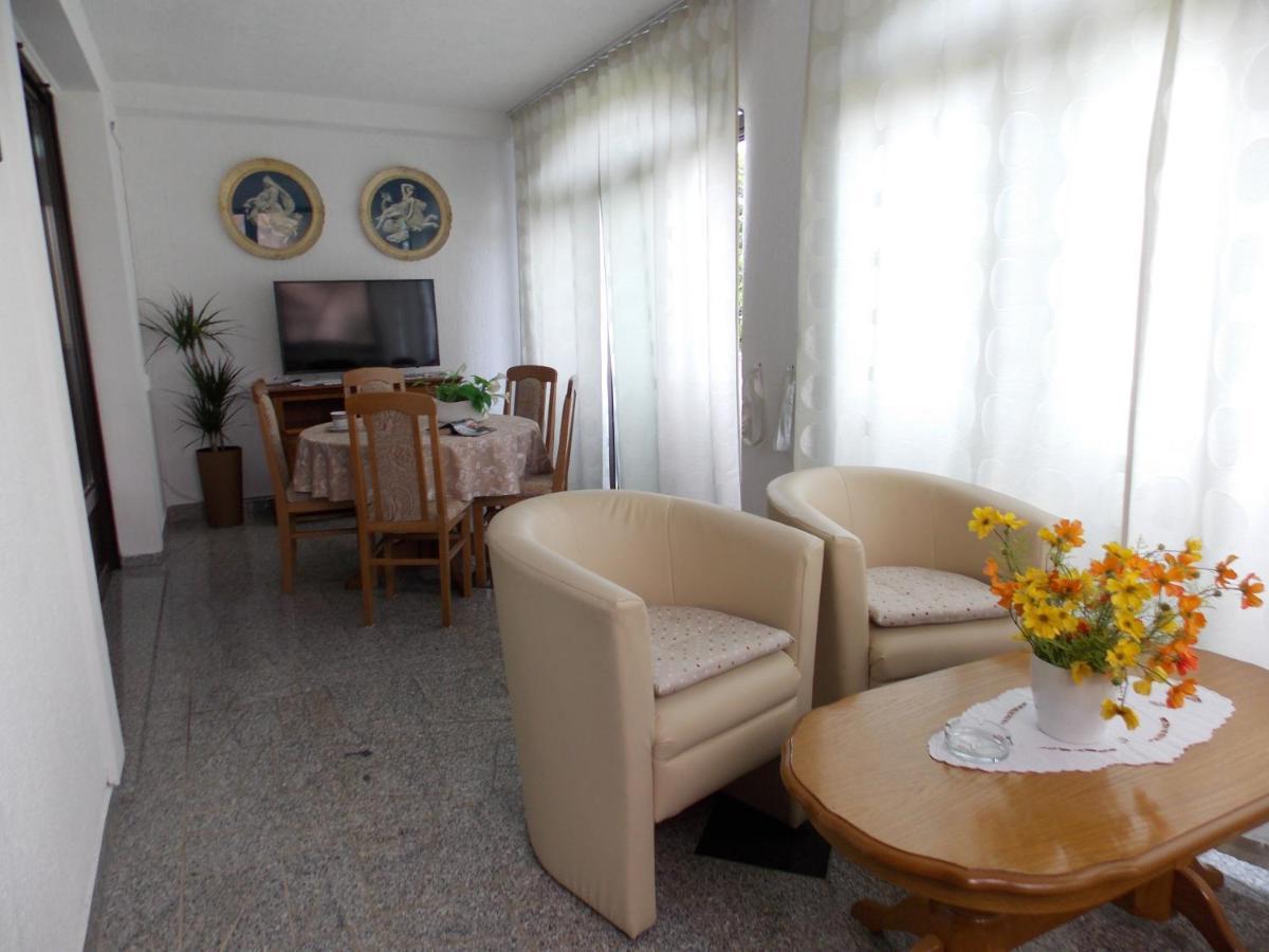 Apartments Cutic Малинска Экстерьер фото